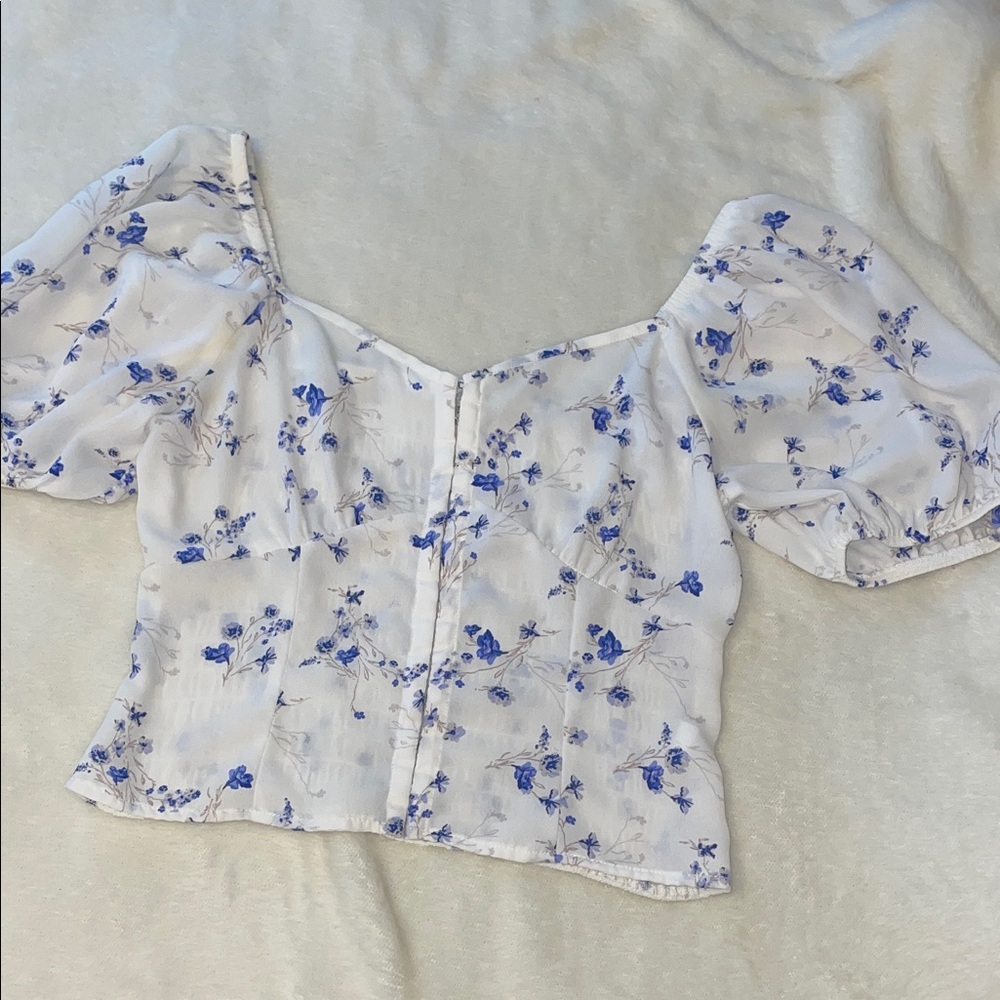 Floral Puff Sleeve Top